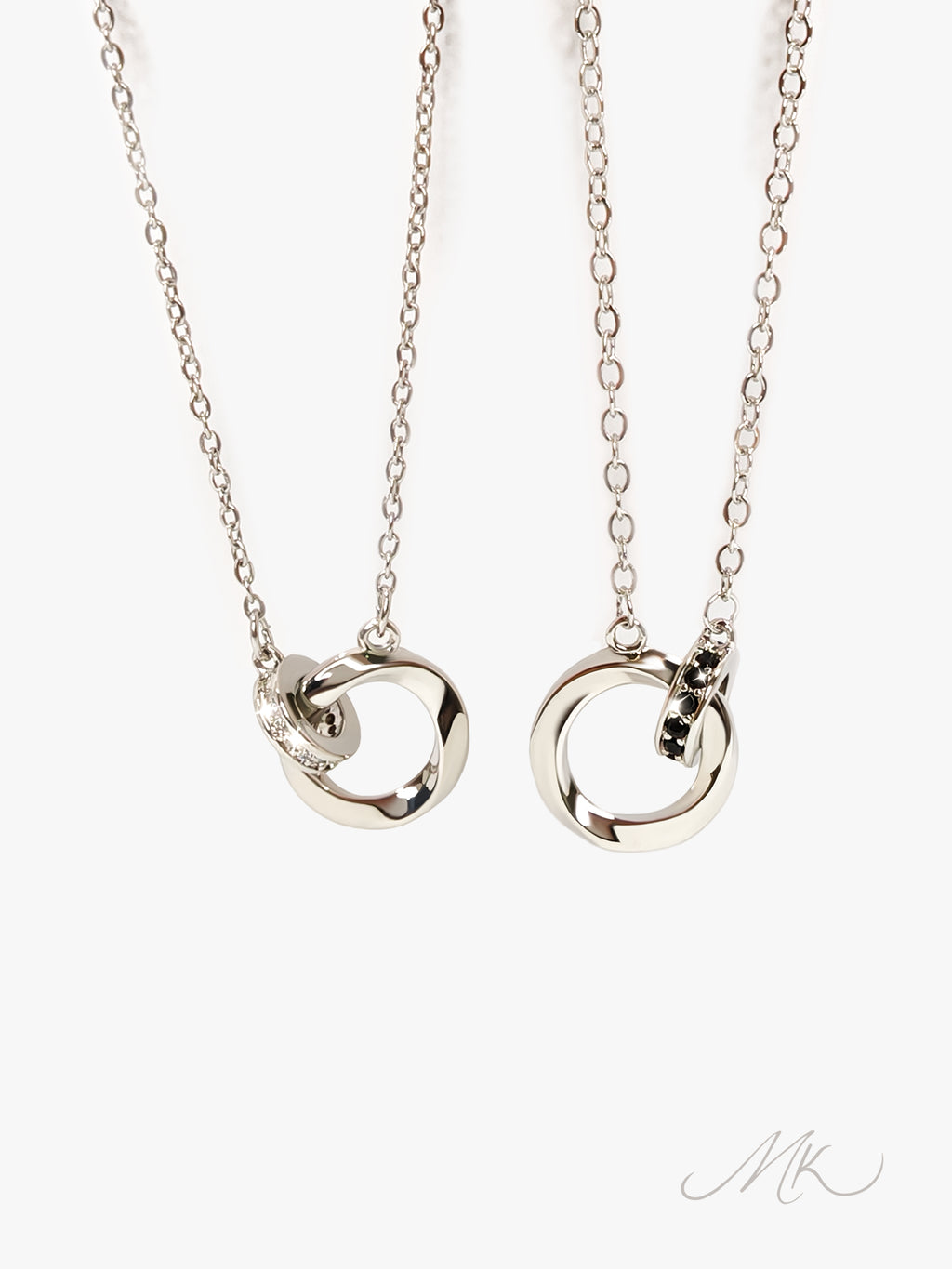 Eternal Loop Necklace [ENGRAVABLE]