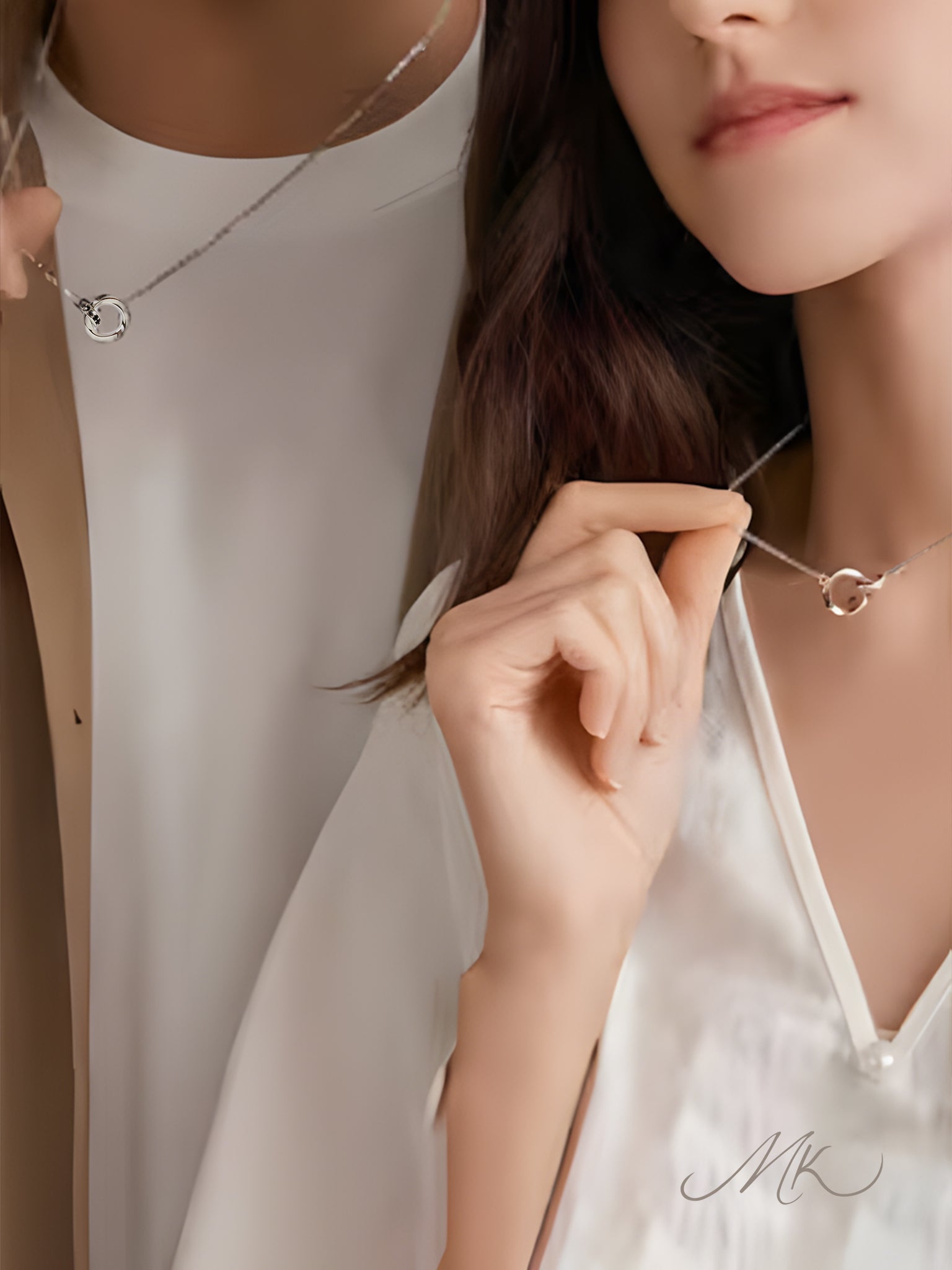 Eternal Loop Necklace [ENGRAVABLE]