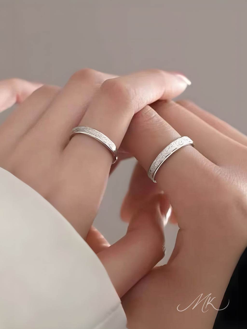 Frosted Ring [ENGRAVABLE]