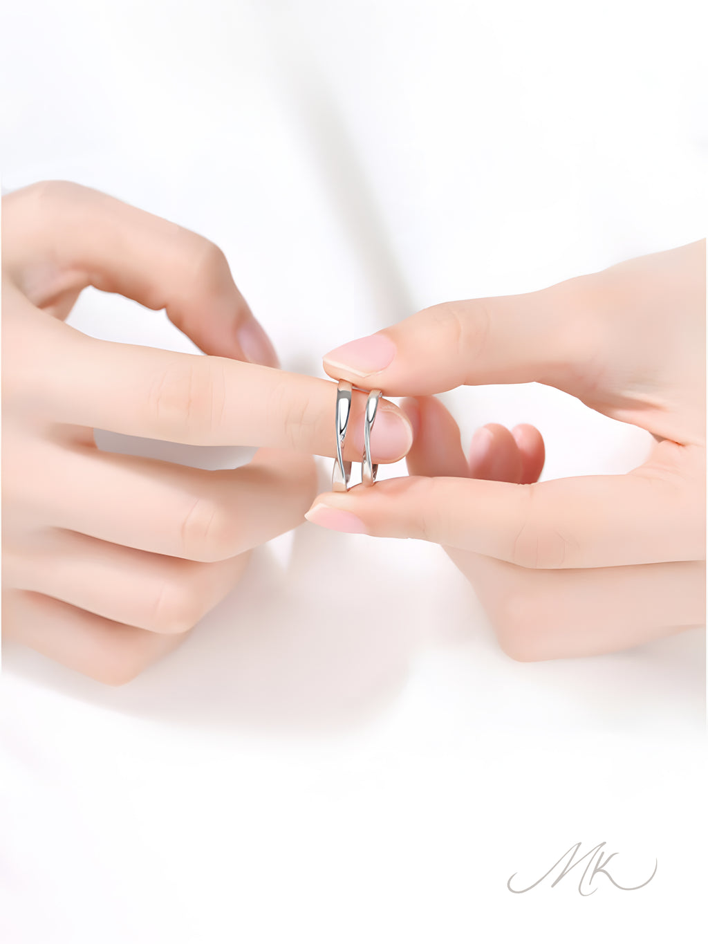 Eternal Loop Ring  [ENGRAVABLE]