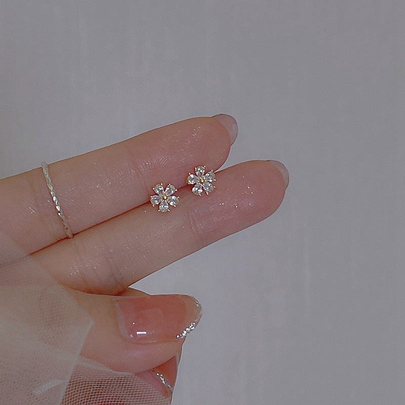 Petite Blossom Earring