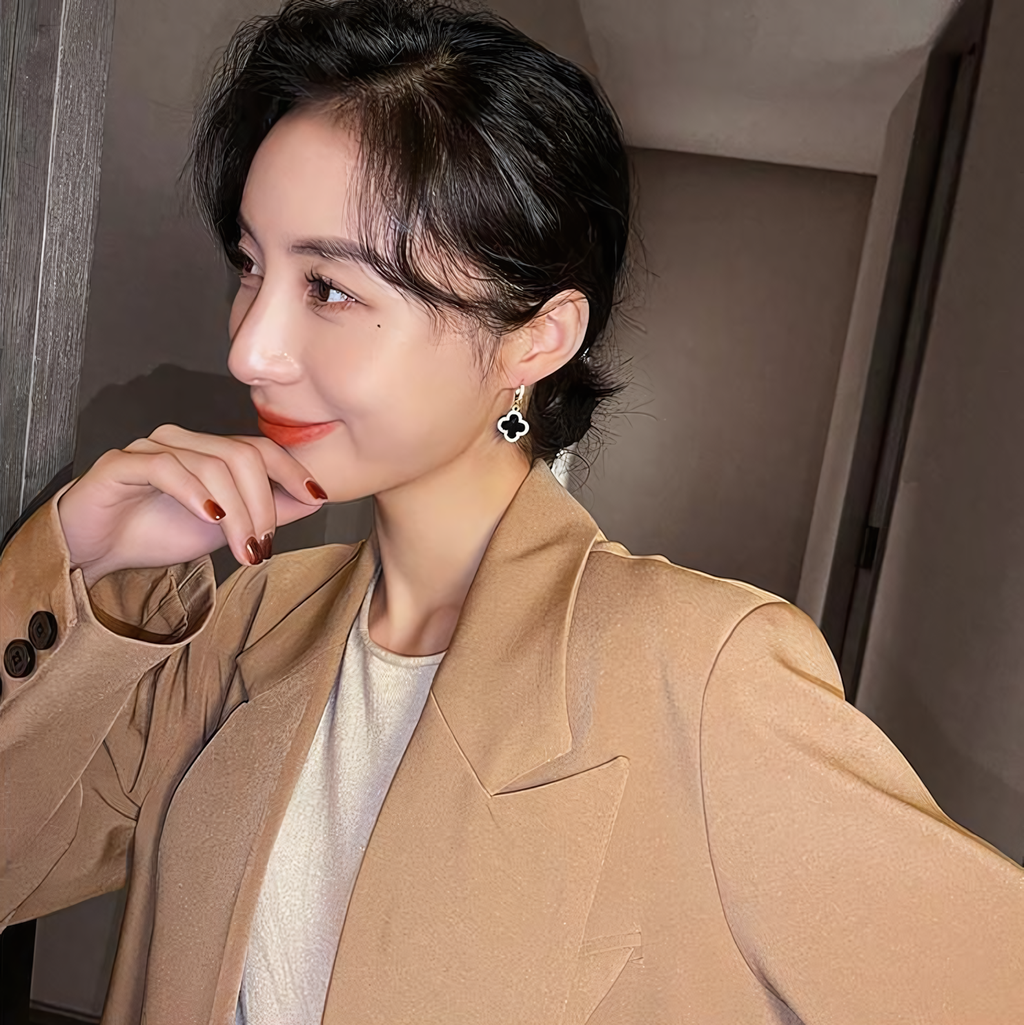 Clover Lux Earring (green/red/black)