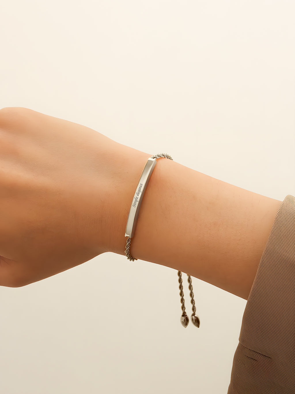 Quinn Bracelet [ENGRAVABLE]