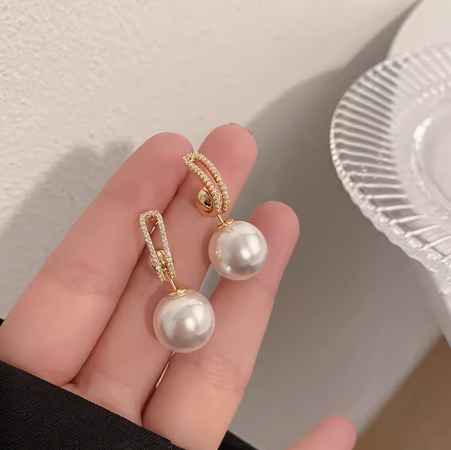 Elegant Pearl Earring
